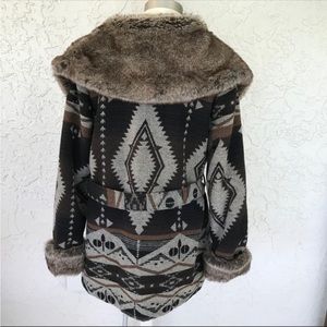 Roz&Ali Blanket Coat W/Faux Fur Sz XL NWOT